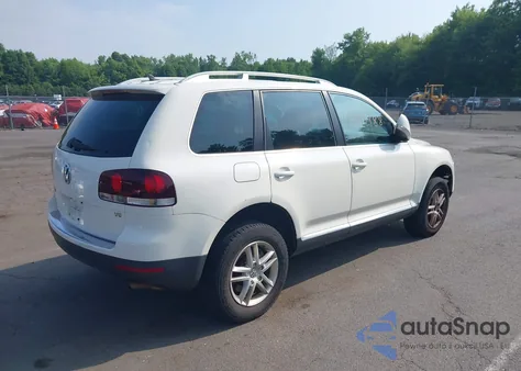 2008 Volkswagen Touareg 2 V6 z USA, uszkodzony, nr VIN WVGBE77L18D040817